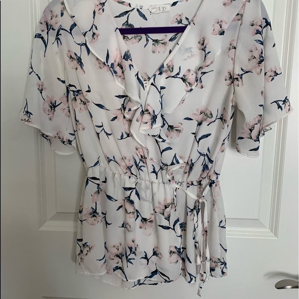 Floral blouse - Picture 2 of 3